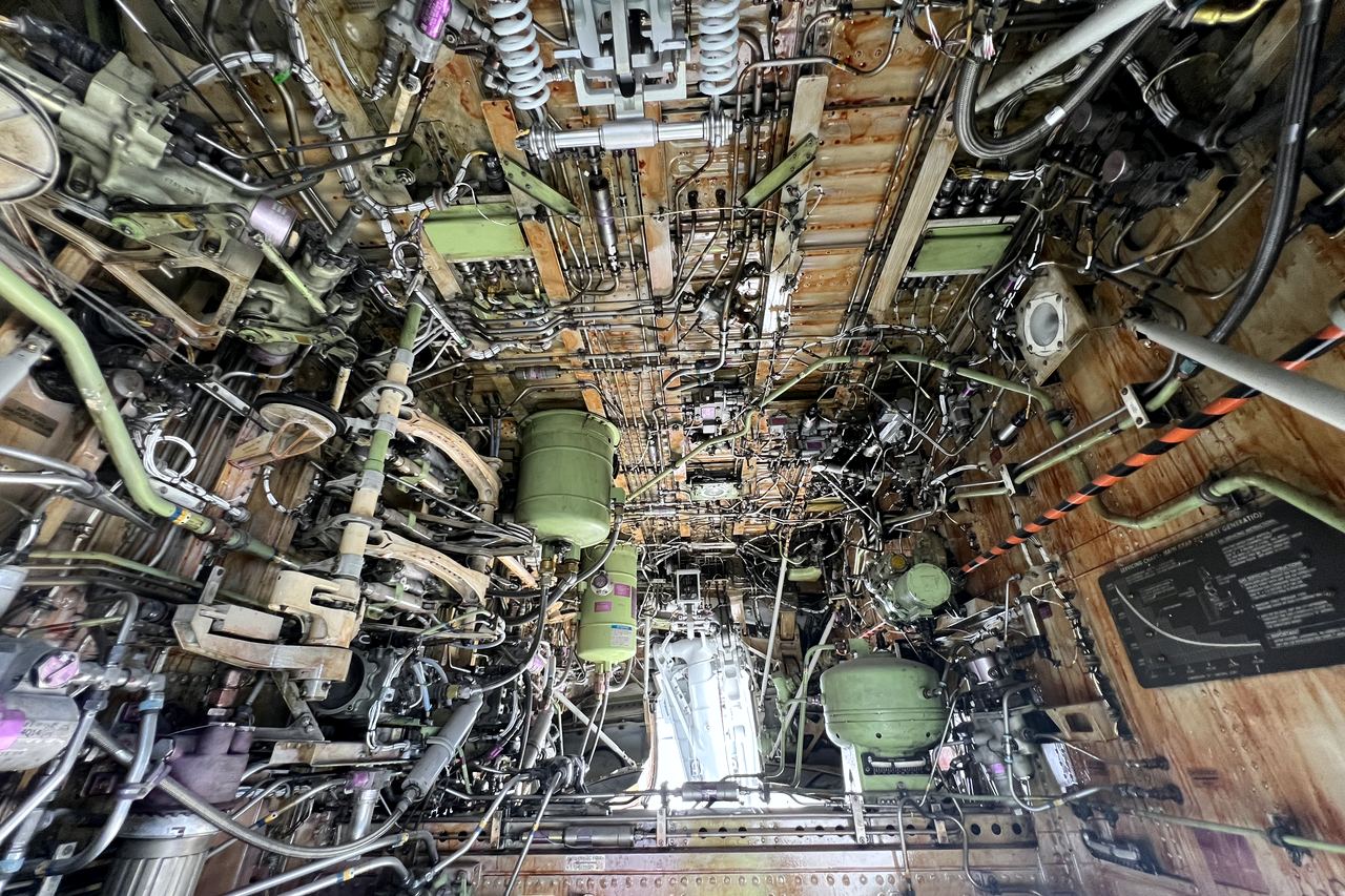 Systems and structure exposed during heavy maintenance